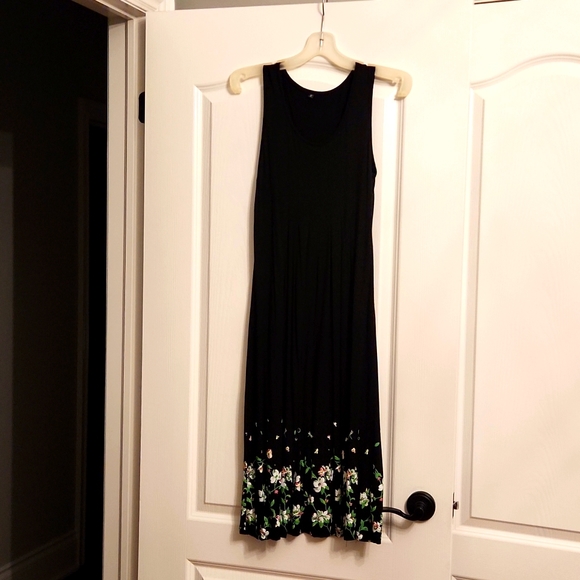Kilig summer casual size medium floral pleated black midi dress - Picture 1 of 5